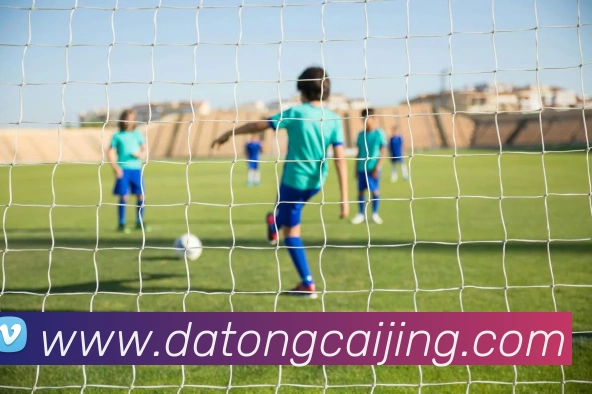 科比与吉安娜同框观赛引发关注 亲子篮球温情瞬间成焦点